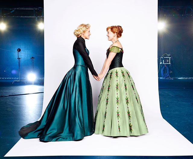 Two queens: @caissielevy and @pattimurin forever. 💕